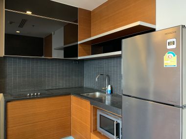 Sell l!!! ASHTON MORPH 38 for a price of 13,500,000 including all expenses, 2 bedrooms, 2 bathrooms, 71 sq m., near BTS Thonglor-Ekkamai. Fully furnished and ready to move in