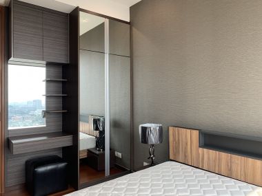 Sell l!!! ASHTON MORPH 38 for a price of 13,500,000 including all expenses, 2 bedrooms, 2 bathrooms, 71 sq m., near BTS Thonglor-Ekkamai. Fully furnished and ready to move in