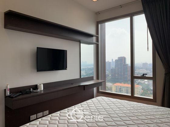 Sell l!!! ASHTON MORPH 38 for a price of 13,500,000 including all expenses, 2 bedrooms, 2 bathrooms, 71 sq m., near BTS Thonglor-Ekkamai. Fully furnished and ready to move in