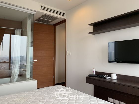 Sell l!!! ASHTON MORPH 38 for a price of 13,500,000 including all expenses, 2 bedrooms, 2 bathrooms, 71 sq m., near BTS Thonglor-Ekkamai. Fully furnished and ready to move in