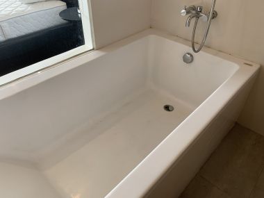 Sell l!!! ASHTON MORPH 38 for a price of 13,500,000 including all expenses, 2 bedrooms, 2 bathrooms, 71 sq m., near BTS Thonglor-Ekkamai. Fully furnished and ready to move in