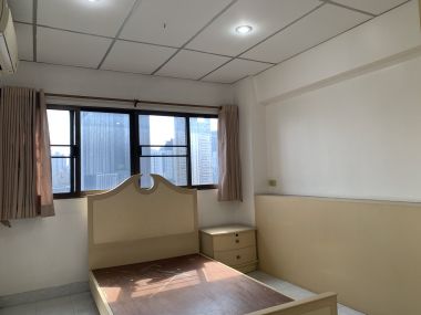 ปล่อยเช่า! Thonglor Tower (ทองหล่อ ทาวเวอร์) ในราคาเพียง 32,000บาท/เดือน 2 ห้องนอน 2 ห้องน้ำ 96 ตรม. ใกล้ BTS ทองหล่อ เฟอร์นิเจอร์ครบพร้อมเข้าอยู่