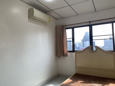 ปล่อยเช่า! Thonglor Tower (ทองหล่อ ทาวเวอร์) ในราคาเพียง 32,000บาท/เดือน 2 ห้องนอน 2 ห้องน้ำ 96 ตรม. ใกล้ BTS ทองหล่อ เฟอร์นิเจอร์ครบพร้อมเข้าอยู่