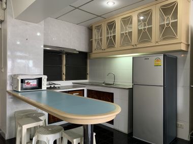 ปล่อยเช่า! Thonglor Tower (ทองหล่อ ทาวเวอร์) ในราคาเพียง 32,000บาท/เดือน 2 ห้องนอน 2 ห้องน้ำ 96 ตรม. ใกล้ BTS ทองหล่อ เฟอร์นิเจอร์ครบพร้อมเข้าอยู่