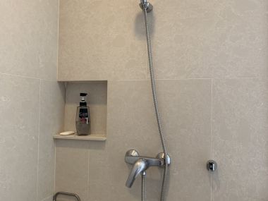 ให้เช่า!!! The Emporio Place 2 ห้องนอน 2 ห้องน้ำ 105 ตรม ใกล้ BTS พร้อมพงษ์ เพียง 70,000 บาท/เดือน เฟอร์นิเจอร์ครบพร้อมเข้าอยู่ (ต่อรองได้)