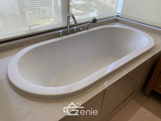 For rent! at The Emporio Place 1 Bedroom 1 Bathroom 70,000 THB/month Fully furnished
