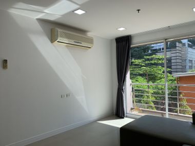 คอนโดให้เช่า Serene Place Sukhumvit 24 30,000บาท/เดือน ขนาด 2 ห้องนอน 2 ห้องน้ำ 79 ตรม. ใกล้ BTS พร้อมพงษ์ เฟอร์นิเจอร์ครบพร้อมเข้าอยู่