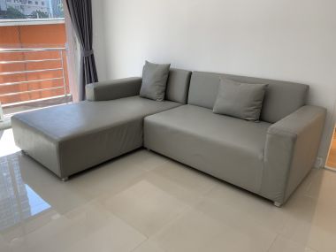 คอนโดให้เช่า Serene Place Sukhumvit 24 30,000บาท/เดือน ขนาด 2 ห้องนอน 2 ห้องน้ำ 79 ตรม. ใกล้ BTS พร้อมพงษ์ เฟอร์นิเจอร์ครบพร้อมเข้าอยู่