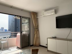 For rent!! at Top View Tower 2 Bedroom 2 Bathroom rent 35,000THB/Month Fully furnished Condo for rent at Top View Tower