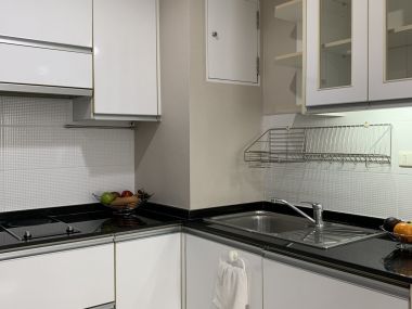 คอนโดให้เช่า Serene Place Sukhumvit 24 50,000บาท/เดือน ขนาด 2 ห้องนอน 2 ห้องน้ำ 82.11 ตรม. ใกล้ BTS พร้อมพงษ์ เฟอร์นิเจอร์ครบพร้อมเข้าอยู่