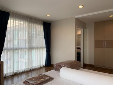 คอนโดให้เช่า Serene Place Sukhumvit 24 50,000บาท/เดือน ขนาด 2 ห้องนอน 2 ห้องน้ำ 82.11 ตรม. ใกล้ BTS พร้อมพงษ์ เฟอร์นิเจอร์ครบพร้อมเข้าอยู่