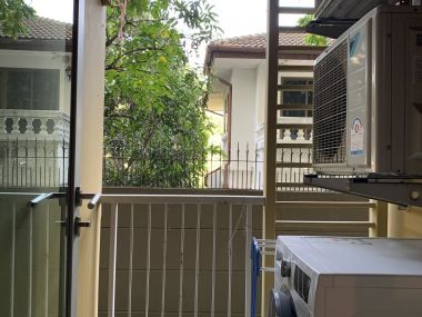 ปล่อยเช่า! Hive Sukhumvit 65 1 ห้องนอน 40 ตรม. ใกล้ BTS พระโขนง เพียง 18,000บาท/เดือน เฟอร์นิเจอร์ครบพร้อมเข้าอยู่