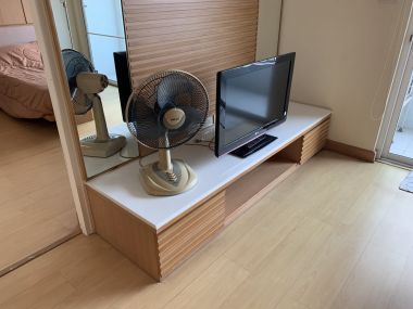 ปล่อยเช่า Life @ Sathorn 10 ขนาด 65 ตรม. ในราคาเพียง 35,000 บาท/เดือน 2 ห้องนอน 2 ห้องน้ำ ใกล้ BTS ช่องนนทรี เฟอร์นิเจอร์ครบพร้อมเข้าอยู่ (ต่อรองราคาได้)