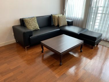 ** Hot Deal! ** For rent at Siri Residence Type 1 Bedroom 1 Bathroom size 61 Sq.m 37,000THB/month Fully furnished   Condo for rent at Siri Residence