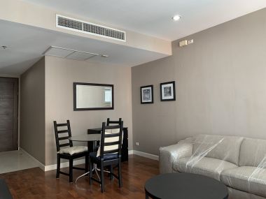 ** Hot Deal! ** ปล่อยเช่าที่ Siri Residence ในราคาเพียง 37,000 บาท 1 ห้องนอน 1 ห้องน้ำ 60 ตรม ใกล้ BTS พร้อมพงษ์ เฟอร์นิเจอร์ครบพร้อมเข้าอยู่