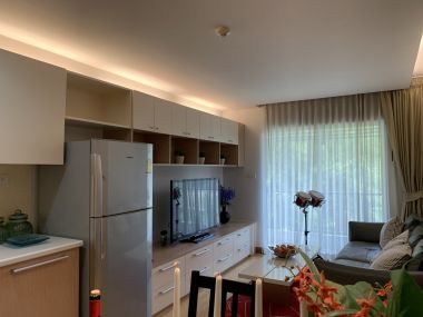 Rent/Sale! at 5,390,000 transfer 50/50 Residence 52 1 Bedroom 1 Bathroom 48 Sqm. 24,000THB/Month Fully furnished