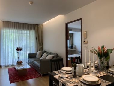 Rent/Sale! at 5,390,000 transfer 50/50 Residence 52 1 Bedroom 1 Bathroom 48 Sqm. 24,000THB/Month Fully furnished