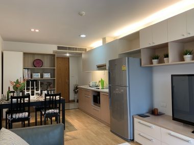 Rent/Sale! at 5,390,000 transfer 50/50 Residence 52 1 Bedroom 1 Bathroom 48 Sqm. 24,000THB/Month Fully furnished