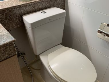 Rent/Sale! at 5,390,000 transfer 50/50 Residence 52 1 Bedroom 1 Bathroom 48 Sqm. 24,000THB/Month Fully furnished