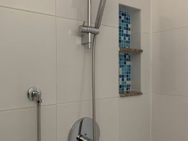 Rent/Sale! at 5,390,000 transfer 50/50 Residence 52 1 Bedroom 1 Bathroom 48 Sqm. 24,000THB/Month Fully furnished