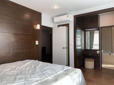 ปล่อยเช่า! Von Napa Sukhumvit 38 1 ห้องนอน 1 ห้องน้ำ 54ตรม. ใกล้ BTS ทองหล่อ เพียง 35,000บาท/เดือน เฟอร์นิเจอร์ครบพร้อมเข้าอยู่