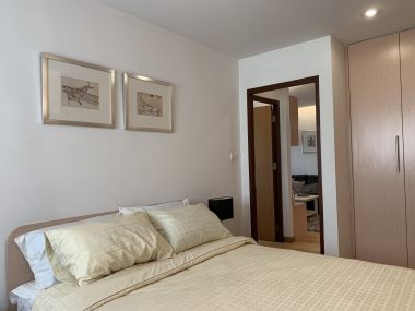 Rent/Sale! at 9,590,000 transfer 50/50 Residence 52 1 Bedroom 1 Bathroom 87 Sqm. 43,000THB/Month Fully furnished