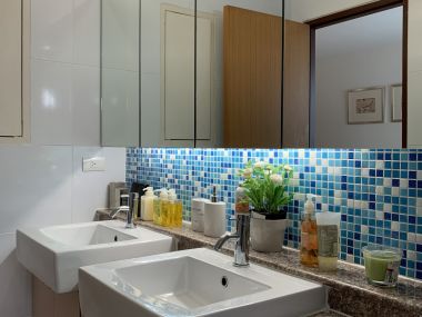 Rent/Sale! at 9,590,000 transfer 50/50 Residence 52 1 Bedroom 1 Bathroom 87 Sqm. 43,000THB/Month Fully furnished