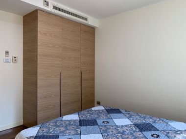 ปล่อยเช่า! บ้าน Baan Siri Ruedee (บ้าน สิริ ฤดี) ในราคาเพียง 35,000บาท/เดือน 2 ห้องนอน 2 ห้องน้ำ 95 ตรม. ใกล้ BTS เพลินจิต เฟอร์นิเจอร์ครบพร้อมเข้าอยู่