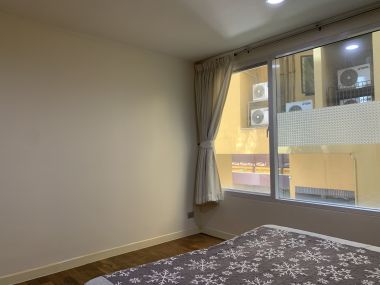 ปล่อยเช่า! บ้าน Baan Siri Ruedee (บ้าน สิริ ฤดี) ในราคาเพียง 35,000บาท/เดือน 2 ห้องนอน 2 ห้องน้ำ 95 ตรม. ใกล้ BTS เพลินจิต เฟอร์นิเจอร์ครบพร้อมเข้าอยู่