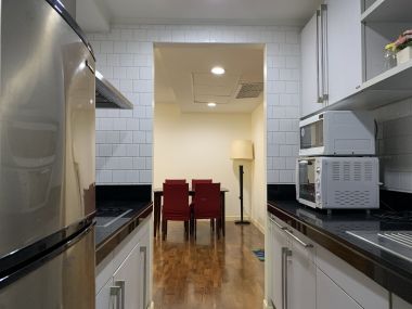 ปล่อยเช่า! บ้าน Baan Siri Ruedee (บ้าน สิริ ฤดี) ในราคาเพียง 35,000บาท/เดือน 2 ห้องนอน 2 ห้องน้ำ 95 ตรม. ใกล้ BTS เพลินจิต เฟอร์นิเจอร์ครบพร้อมเข้าอยู่