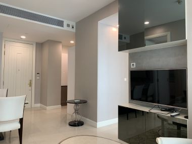 Rent/Sale! at 26,500,000 transfer 50/50 Q Langsuan 2 Bedroom 2  Bathroom 73 Sqm. 75,000THB/Month Fully furnished