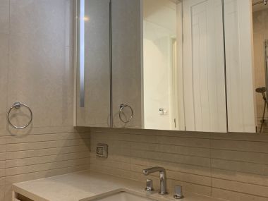 Rent/Sale! at 26,500,000 transfer 50/50 Q Langsuan 2 Bedroom 2  Bathroom 73 Sqm. 75,000THB/Month Fully furnished