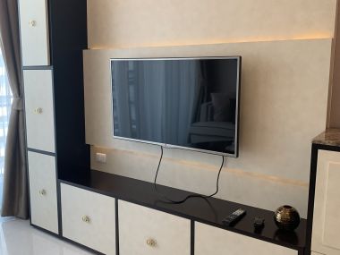 Rent/Sale! at Q Langsuan 29,500,000 transfer 50/50  2 Bedroom 2  Bathroom 81 Sqm. 85,000THB/Month Fully furnished