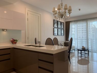 Rent/Sale! at Q Langsuan 29,500,000 transfer 50/50  2 Bedroom 2  Bathroom 81 Sqm. 85,000THB/Month Fully furnished