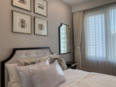 Rent/Sale! at Q Langsuan 29,500,000 transfer 50/50  2 Bedroom 2  Bathroom 81 Sqm. 85,000THB/Month Fully furnished