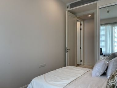 Rent/Sale! at Q Langsuan 29,500,000 transfer 50/50  2 Bedroom 2  Bathroom 81 Sqm. 85,000THB/Month Fully furnished