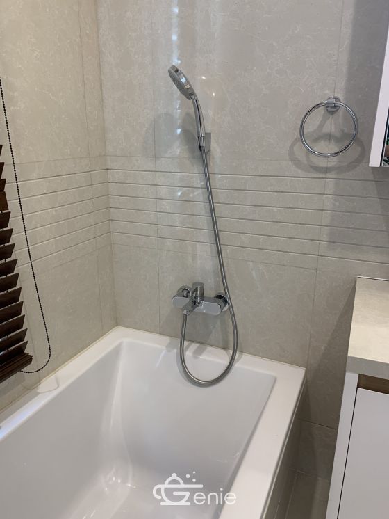 Rent/Sale! at Q Langsuan 29,500,000 transfer 50/50 2 Bedroom 2 Bathroom 81 Sqm. 85,000THB/Month Fully furnished