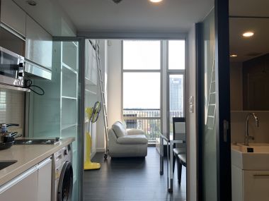 ให้เช่า Ideo Morph 38 ราคาดี เพียง 25,000บาท/เดือน 1 ห้องนอน 1 ห้องน้ำ 38 ตร.ม. ห้องใหญ่อยู่สบาย ใกล้ BTS เอกมัย เฟอร์นิเจอร์ครบพร้อมเข้าอยู่