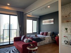 Rent/Sale! at Blocs 77 4,190,000 1 Bedroom 1 Bathroom 40 Sqm. 18,000THB/Month Fully furnished