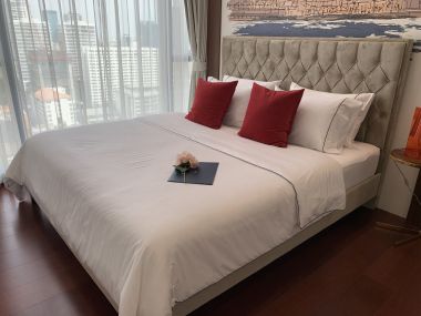 For sale/rent at Khun by Yoo Thonglor sale 20,550,000 THB Floor 18th 1 Bedroom 1 Bathroom 50 sqm. 68,000 THB/Month Fully furnished Code 2868