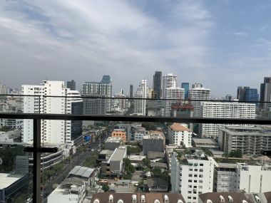 For sale/rent at Khun by Yoo Thonglor sale 20,550,000 THB Floor 18th 1 Bedroom 1 Bathroom 50 sqm. 68,000 THB/Month Fully furnished Code 2868