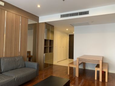 ** Hot Deal! ** ปล่อยเช่าที่ Siri Residence ในราคาเพียง 35,000 บาท 1 ห้องนอน 1 ห้องน้ำ 59 ตรม ใกล้ BTS พร้อมพงษ์ เฟอร์นิเจอร์ครบพร้อมเข้าอยู่