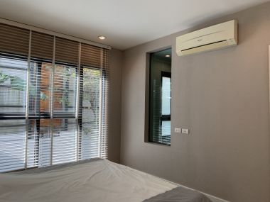 For Rent/Sale! at D 25 Thonglor 3,800,000 (negotiable) 1 Bedroom 1 Bathroom 47 Sqm. 30,000THB/Month (negotiable) Fully furnished Code 2876