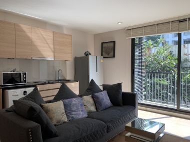 For Rent/Sale! at D 25 Thonglor 3,800,000 (negotiable) 1 Bedroom 1 Bathroom 47 Sqm. 30,000THB/Month (negotiable) Fully furnished Code 2876