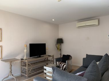 For Rent/Sale! at D 25 Thonglor 3,800,000 (negotiable) 1 Bedroom 1 Bathroom 47 Sqm. 30,000THB/Month (negotiable) Fully furnished Code 2876