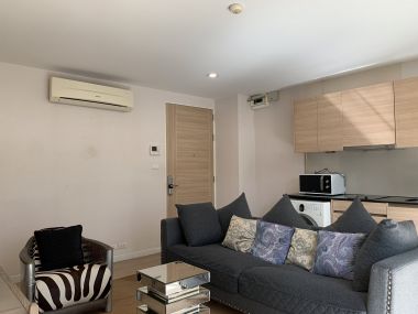 For Rent/Sale! at D 25 Thonglor 3,800,000 (negotiable) 1 Bedroom 1 Bathroom 47 Sqm. 30,000THB/Month (negotiable) Fully furnished Code 2876