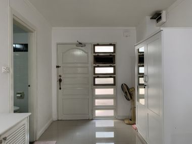 เช่า Condo for sale at Supalai Place Sukhumvit39 ขนาด 1 ห้องนอน 1 ห้องน้ำ 50 ตารางเมตร เพียง 17,000฿ รวมค่าใช้จ่ายทุกอย่าง