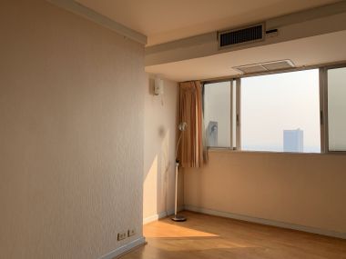 ** ขายด่วน! ** The Waterford Diamond พร้อมให้คุณเป็นเจ้าของ เพียง 13,100,000 บาท  3 ห้องนอน 3 ห้องน้ำ 146 ตรม. เฟอร์นิเจอร์ครบพร้อมเข้าอยู่