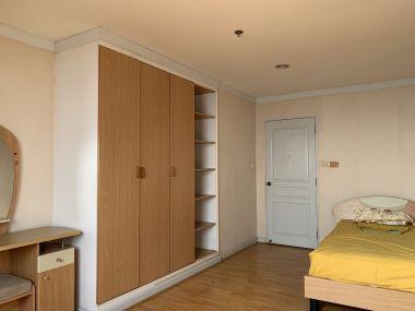 ** ขายด่วน! ** The Waterford Diamond พร้อมให้คุณเป็นเจ้าของ เพียง 13,100,000 บาท  3 ห้องนอน 3 ห้องน้ำ 146 ตรม. เฟอร์นิเจอร์ครบพร้อมเข้าอยู่