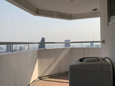 ** ขายด่วน! ** The Waterford Diamond พร้อมให้คุณเป็นเจ้าของ เพียง 13,100,000 บาท  3 ห้องนอน 3 ห้องน้ำ 146 ตรม. เฟอร์นิเจอร์ครบพร้อมเข้าอยู่